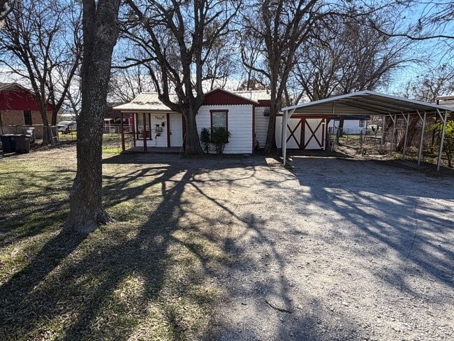Building Photo - For Rent – 1 Bed / 1 Bath House in Fort Worth