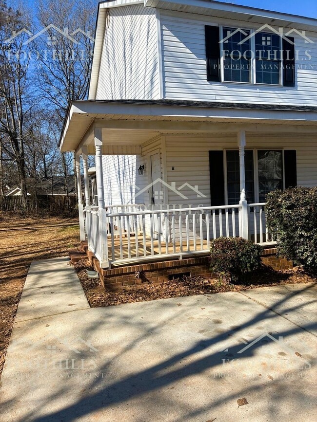 Building Photo - 101 Heatherbrook Ct