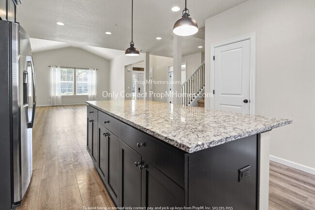 Foto del edificio - Beautiful Villebois Home! 3 Bdrm + Guest/B...