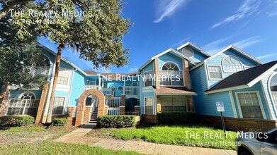 Building Photo - 2727 N Poinciana Blvd