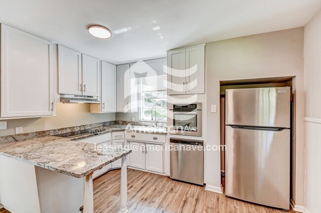 Foto del edificio - 715 85th St S