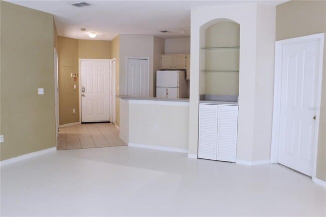 Building Photo - 8925 Legacy Ct
