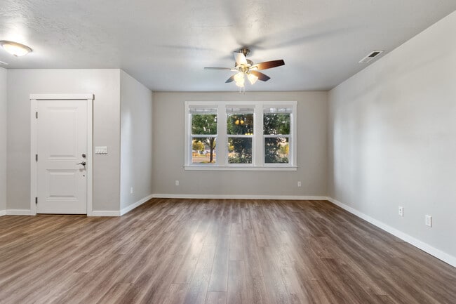 Building Photo - 10307 W Carlton Bay Dr