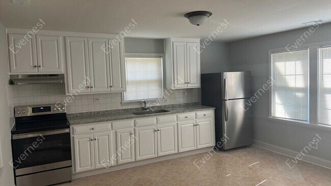 Foto del edificio - 1222 Karendale Ave