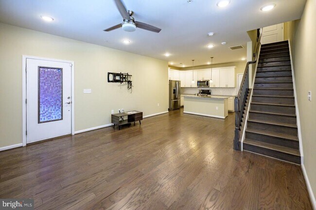Foto del edificio - 5130 Cambria Wy