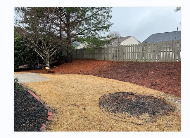 Building Photo - 4030 Ridgefair Dr