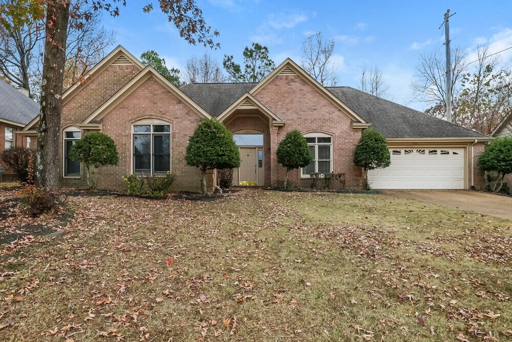 Primary Photo - 2582 Hearth Stone Dr