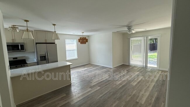 Building Photo - 123 Woodduck Dr