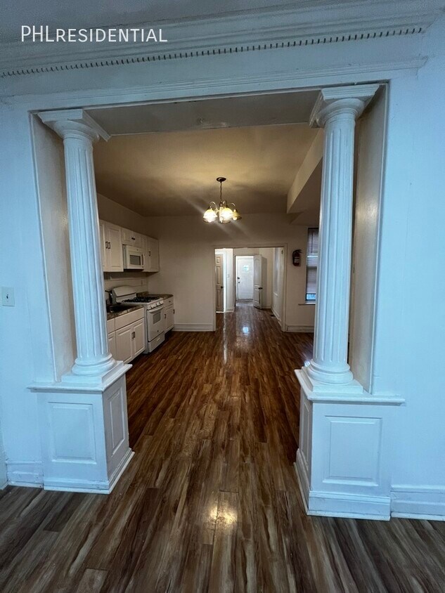 Primary Photo - 3821 N 16th St
