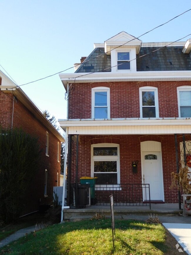 Building Photo - 231-233 W 6th St