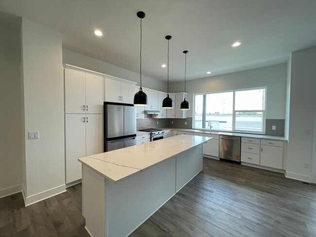 Building Photo - Brand New 2025 Condo – Modern Luxury Just ...