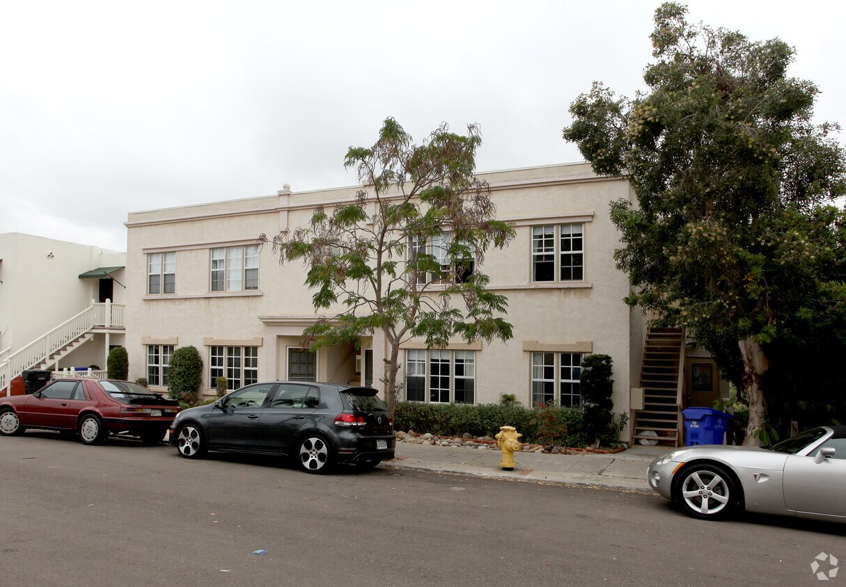 Foto del edificio - 3503-3507 Georgia St