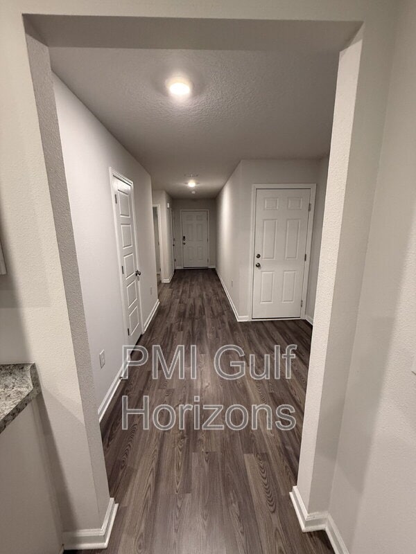 Building Photo - 1045 Lovebird Ct