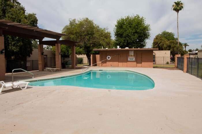 Building Photo - Condominium