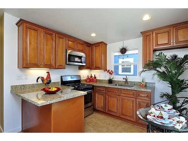 Foto del edificio - 4825 W Point Loma Blvd