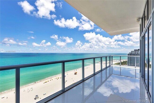 Foto del edificio - 3737 Collins Ave