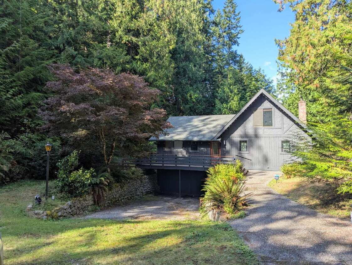 Foto principal - 3-Bed Retreat with Forest Abundance