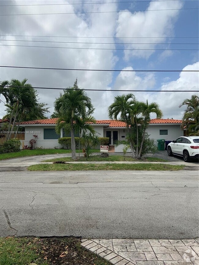 Highland Lakes East Houses for Rent Miami, FL 3 Homes