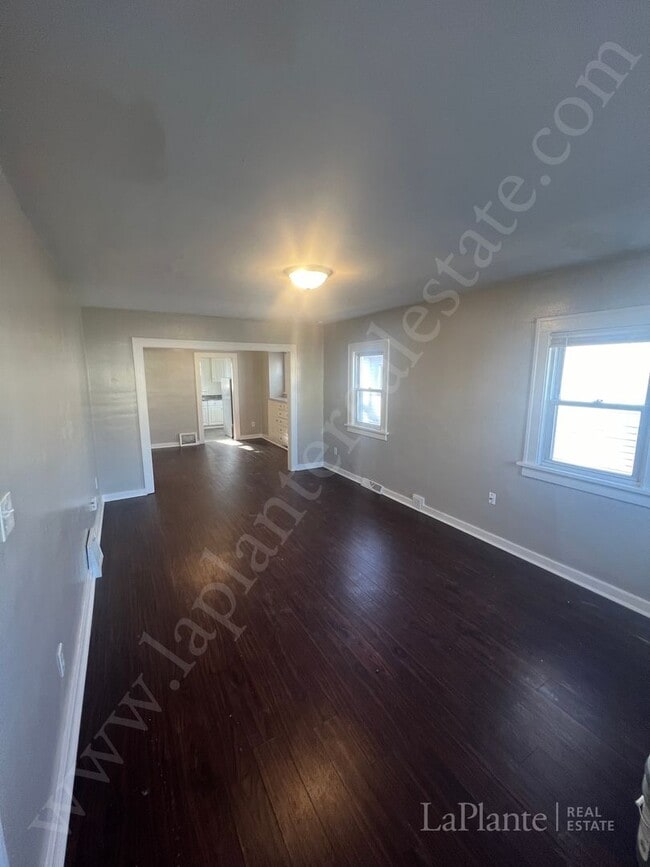 Building Photo - Cute 2 Bedroom Home for Rent