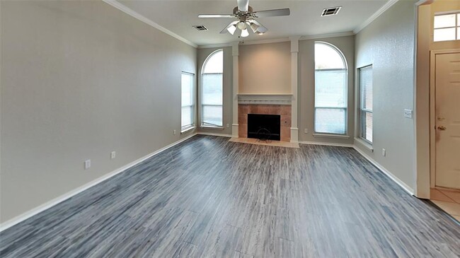 Foto del edificio - 17616 Wain Bridge Ave