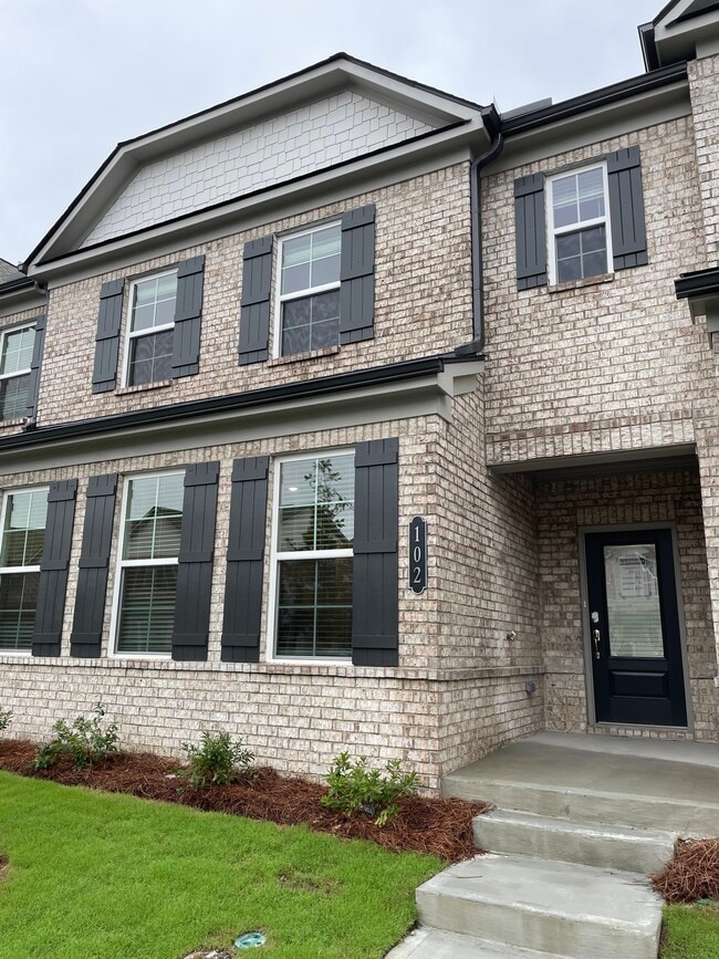 Building Photo - 102 Smithwood Dr