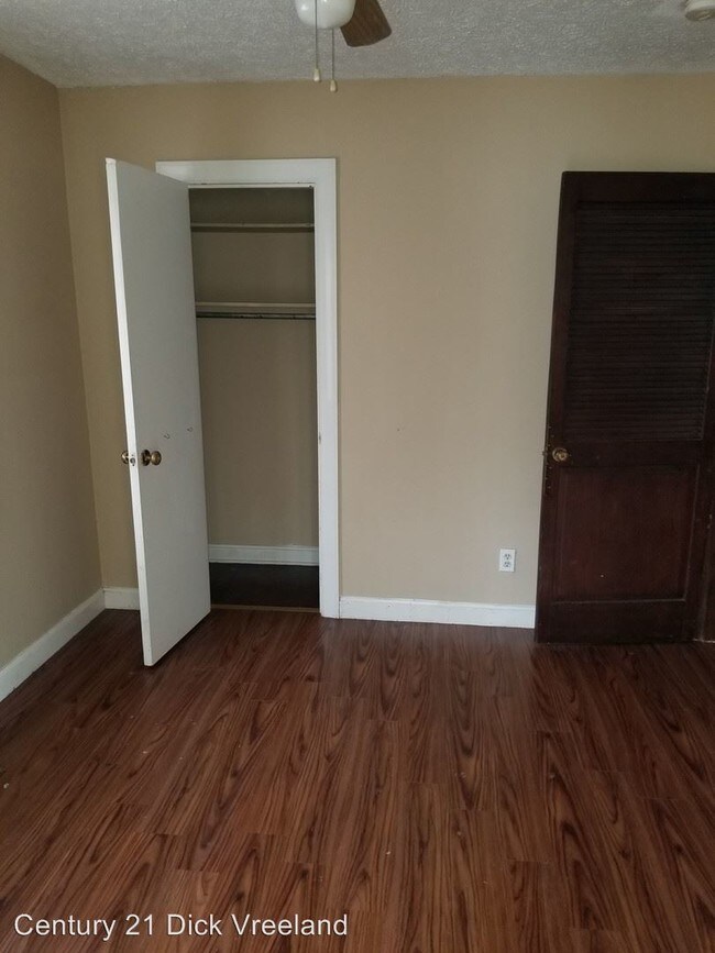 Foto del edificio - 7701 1/2 Vaughn Mill Rd