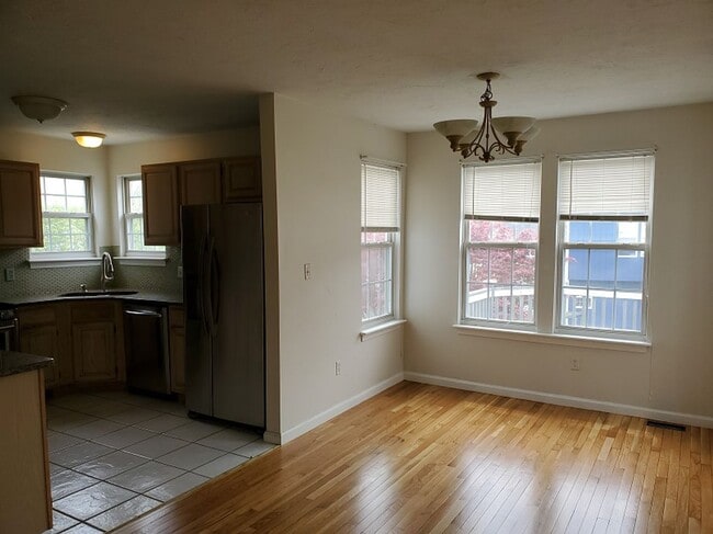 Foto del edificio - Warm and Inviting Marlborough Single Family Rental Opportunity
