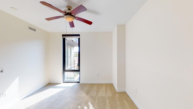 Interior Photo - Capitol View on 14th