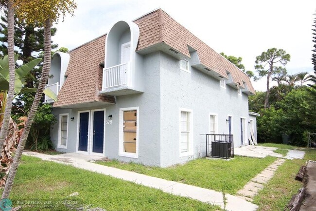 Foto del edificio - 579 NW 41st St