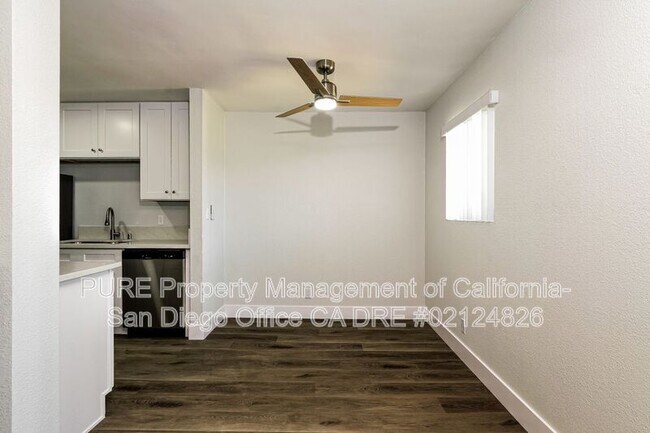 Building Photo - 480 Jamacha Rd