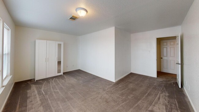 Building Photo - 14711 Mountainside Ridge