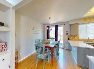Foto del edificio - 6821 Newport Cove Way