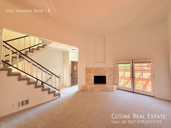 Foto del edificio - 2561 Navarra Dr