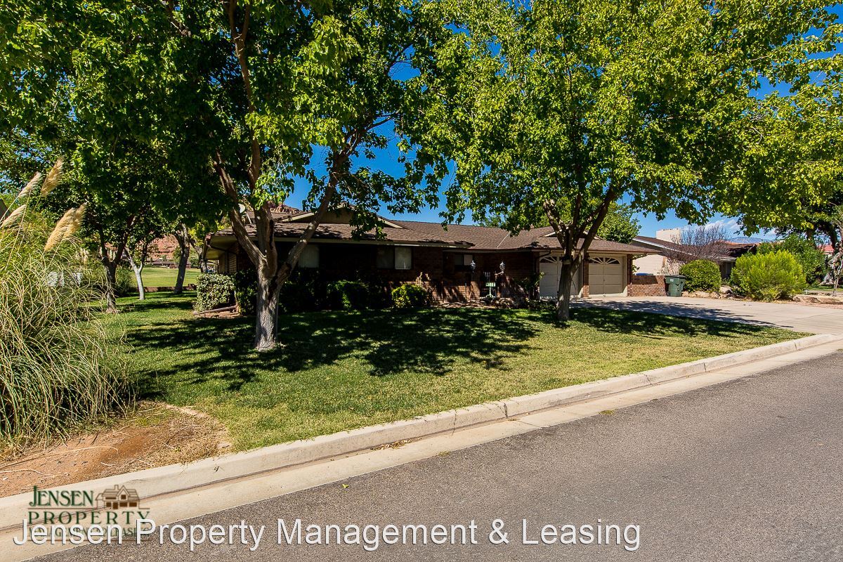 Foto principal - 3 br, 2 bath House - 1150 Wesley Powell