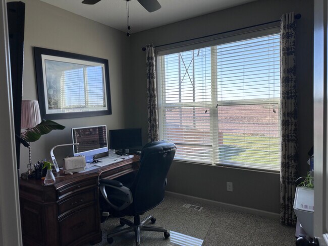 Foto del edificio - 21327 Quarry Ln