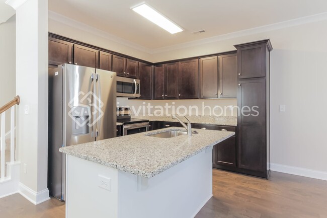 Building Photo - 12208 Huntersville-Concord Rd