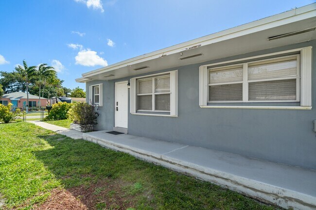 Foto del edificio - 2235 Coolidge St