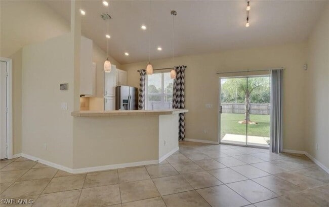 Foto del edificio - 701 Arundel Cir