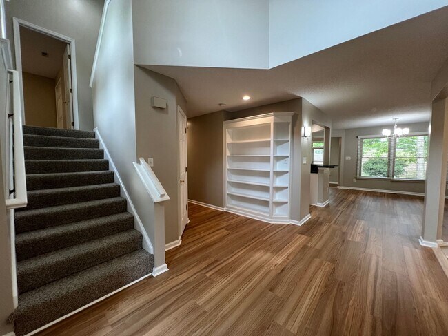 Foto del edificio - Beautifully Updated Kiln Creek Home with G...