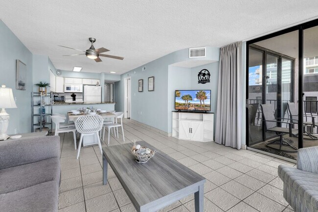 Building Photo - 2500 N Ocean Blvd