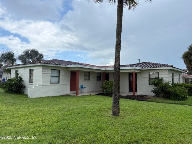 Building Photo - 195 Cardinal Dr
