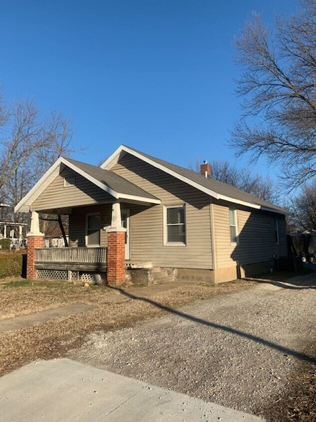 Foto del edificio - 720 W Austin Blvd