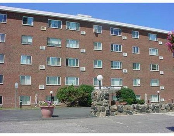 Primary Photo - 500 Revere Beach Blvd