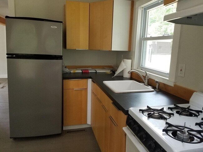 Foto del edificio - 980 Careswell St