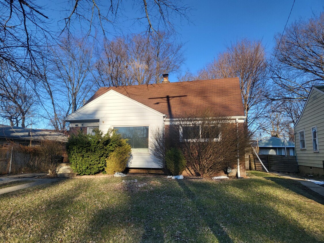 18466 Wormer Ave, Detroit, MI 48219 House for Rent in Detroit, MI
