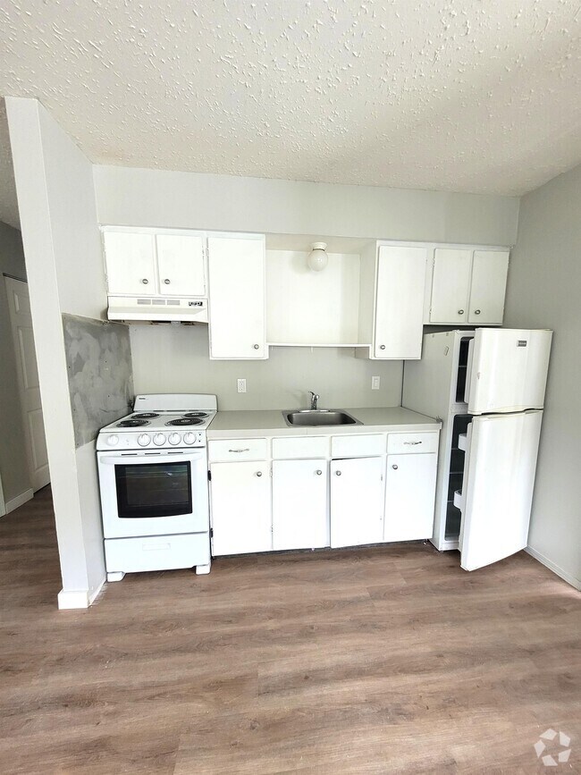 Apartments, Condos and Houses under C1,500 in Prince Rupert, BC 4