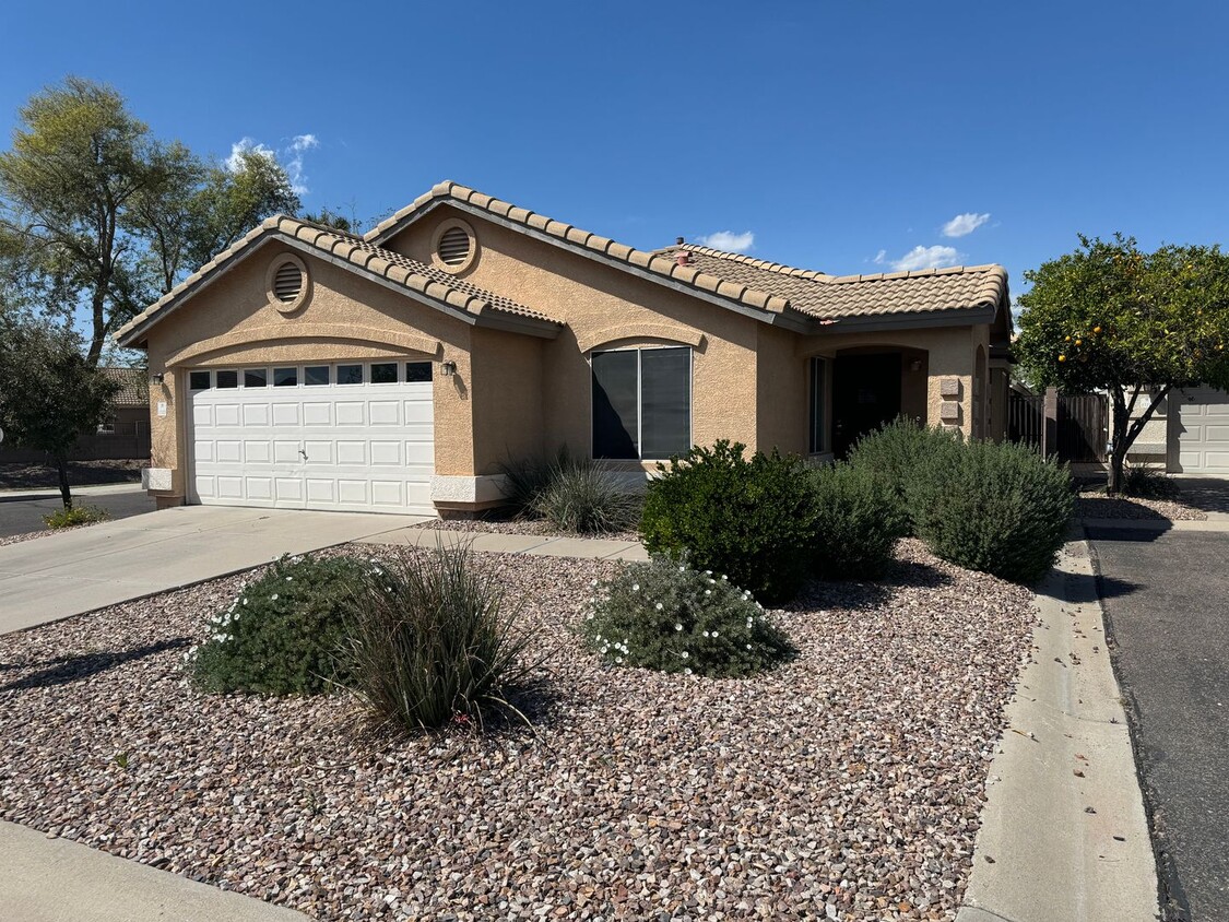 Primary Photo - POPULAR ALTA MESA COMMUNITY