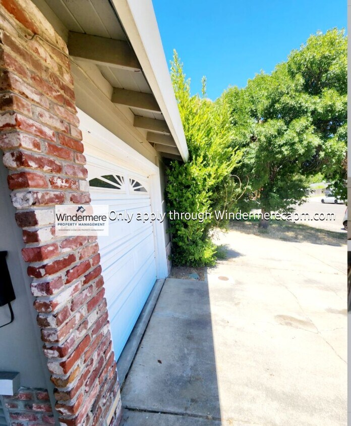 Foto principal - 6615-6615 Gold Run Ave