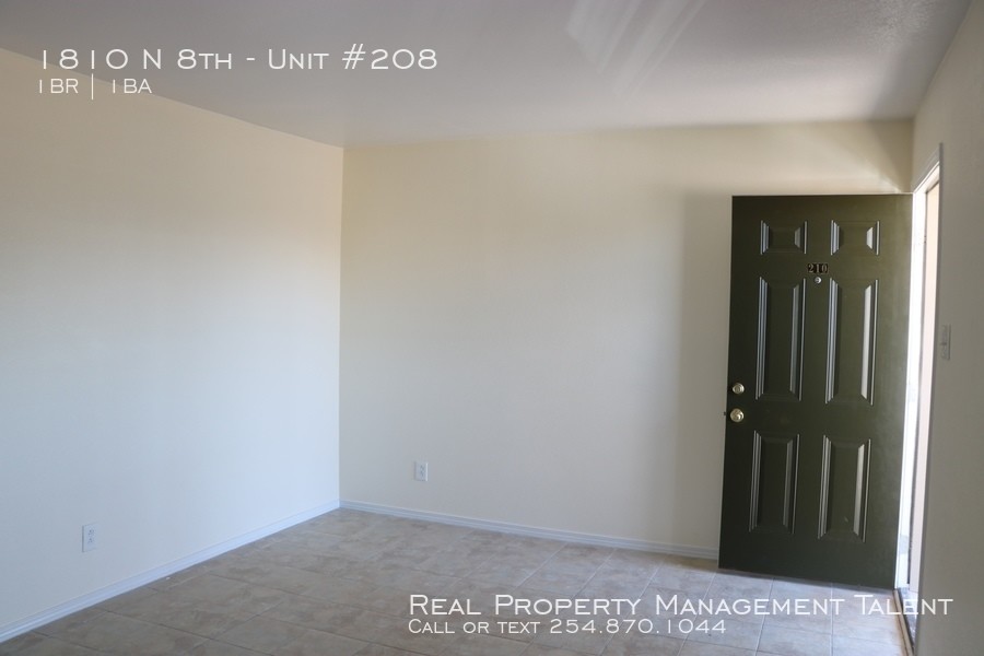 Foto del edificio - 1810 N 8th St