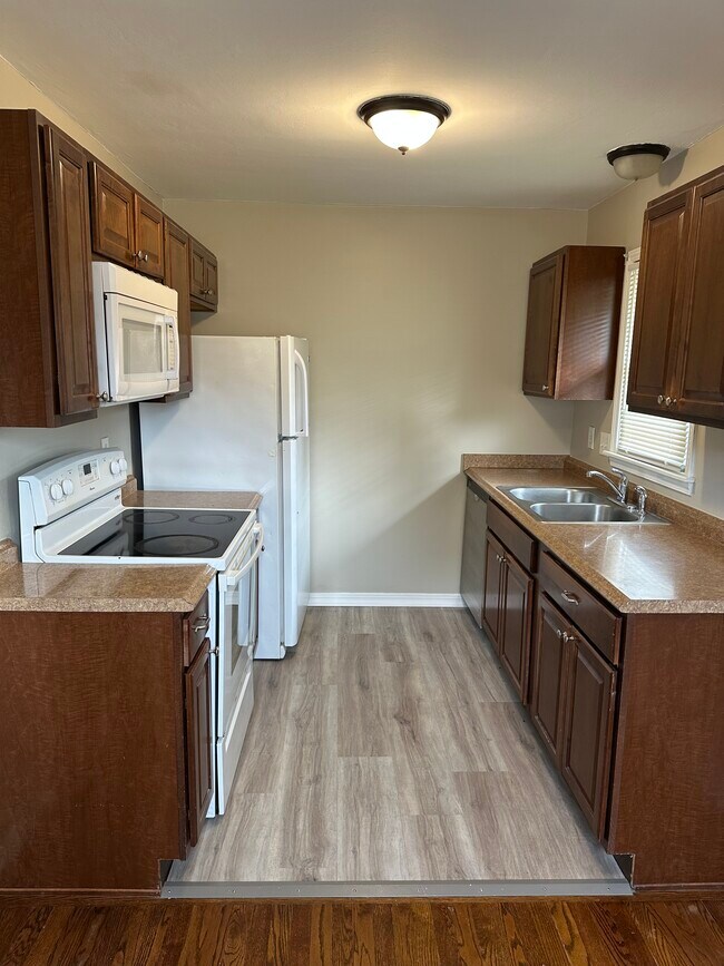 Foto del edificio - 4005 N Jackson Ave